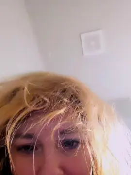 Cam4 Live Porn of QU33N420