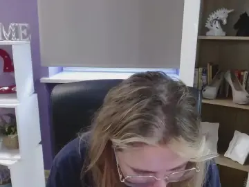 Cam4 Live Sex Cam of xZoey