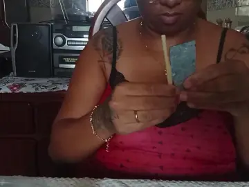 Cam4 Watch Live Sex Cams of morena586