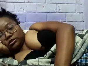 Cam4 Live Sex of tiana31