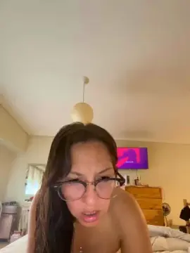 Cam4 Live Sex of yes37xxx