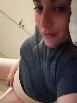 Cam4 Free Live Porn of Babycaalientee