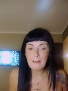 Cam4 Free Live Porn of Wildrousse