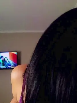 Cam4 Live Porn of Wildrousse