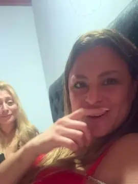 Cam4 Live Porn of yamireina1