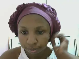 Cam4 Private Sex Chat of Catelayah