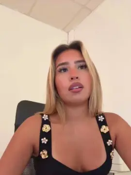 Cam4 Free Porn Cam of justbribri01