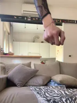 Cam4 Watch Live Sex Cams of Andr33a