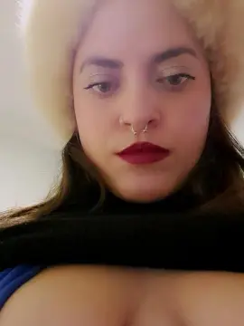 Cam4 Free Live Porn of Anahisnina