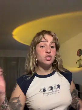 Cam4 Free Live Porn of AkariBruna