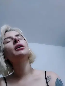 Cam4 Private Sex Chat of Youlittlestar28