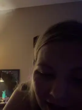 Cam4 Sex Cam of reannacarlene69