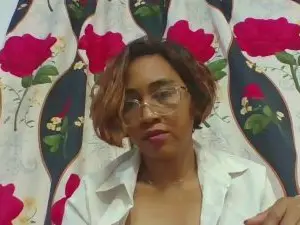 Cam4 Nude Webcam of lalaina7