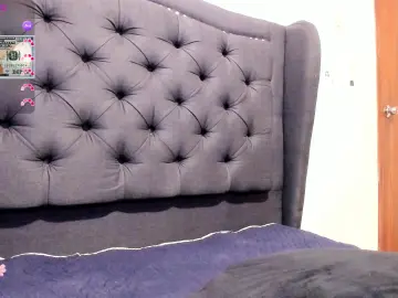 Cam4 Live Sex Cam of ema_GW