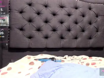 Cam4 Adult Webcam of ema_GW