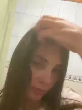 Cam4 Free Live Porn of flaquitaricaxxx