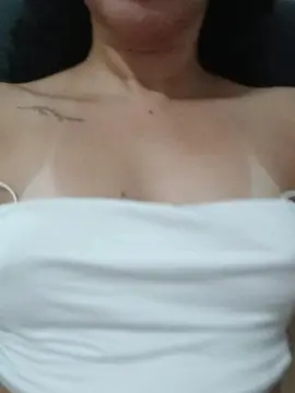 Cam4 Free Live Porn of venuseyes66