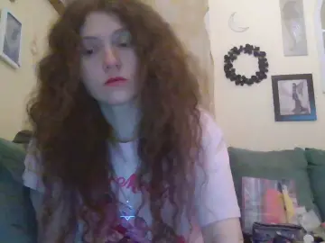 Cam4 Sex Cam of QueenCrimson