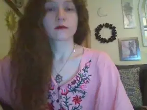 Cam4 Adult Webcam of QueenCrimson