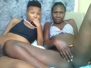 Cam4 Sex Chat of twosomebabes