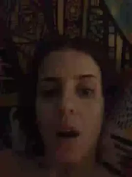 Cam4 Free Live Porn of Geexxgreen