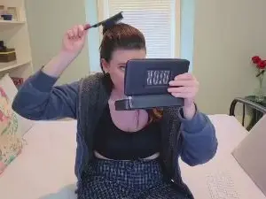 Cam4 Free Live Porn of miawallace__