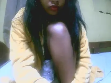 Cam4 Live Porn of Bella_5