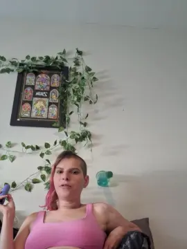 Cam4 Free Porn Cam of SarahBouclair