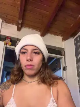 Cam4 Free Live Porn of JulietaBass