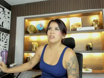 Cam4 Best live sex cam show of MelanieRoux