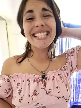 Cam4 Adult Video Chat of Desiree025