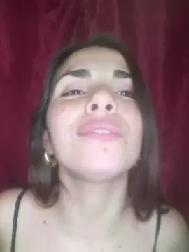 Cam4 Best live sex cam show of Desiree025