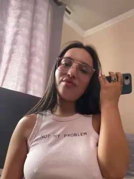 Cam4 Free Porn Cam of Latinaakita4