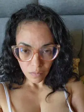 Cam4 Private Sex Chat of Lucci_Lovee