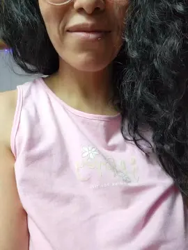 Cam4 Live Sex of Lucci_Lovee