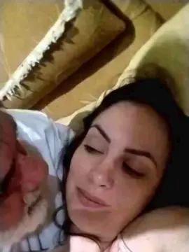 Cam4 Live Sex Cam of cahxxoxx