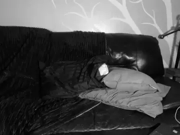 Cam4 Free Live Porn of 1800fuckyu