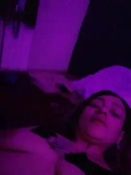 Cam4 Watch Live Sex Cams of amaris_hot