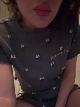 Cam4 Live Sex of naughty241