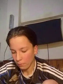 Cam4 Free Live Porn of melu021