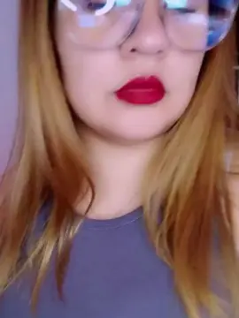 Cam4 Live Porn of Giulicurvy