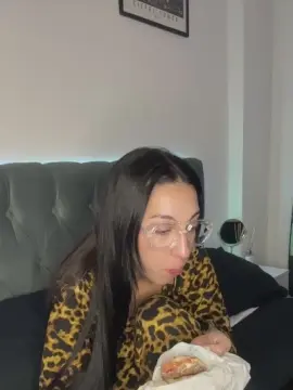 Cam4 Watch Live Sex Cams of babylola33