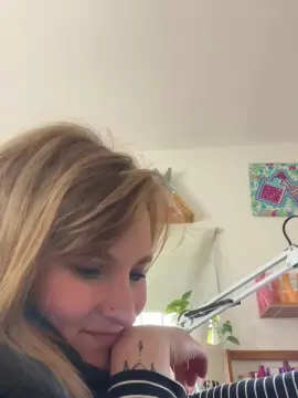 Cam4 Live Porn of Gatubelayrobin