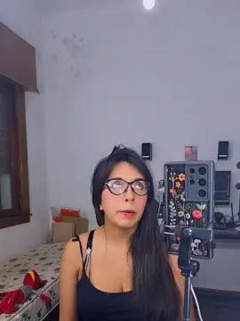 Cam4 Live Sex of Barrrbitch