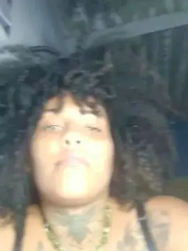 Cam4 Live Sex Cam of Millamoura