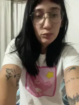 Cam4 Live Porn of mica88xxx
