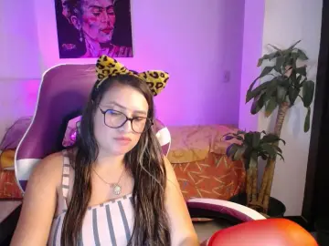 Cam4 Free Porn Cam of esmeralda098