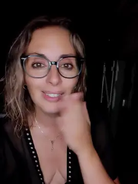 Cam4 Free Live Porn of Jade_emeraud