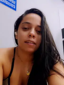 Cam4 Free Live Porn of LollaBunny26