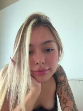 Cam4 Watch Live Sex Cams of valencampx